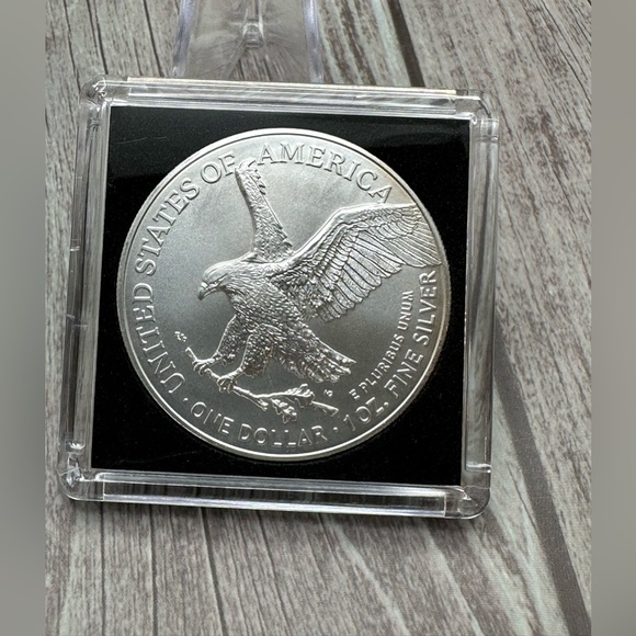 2023 American Silver Eagle Uncirculated 99.9% Silver 1 Troy Oz $1 Coin - Picture 7 of 7